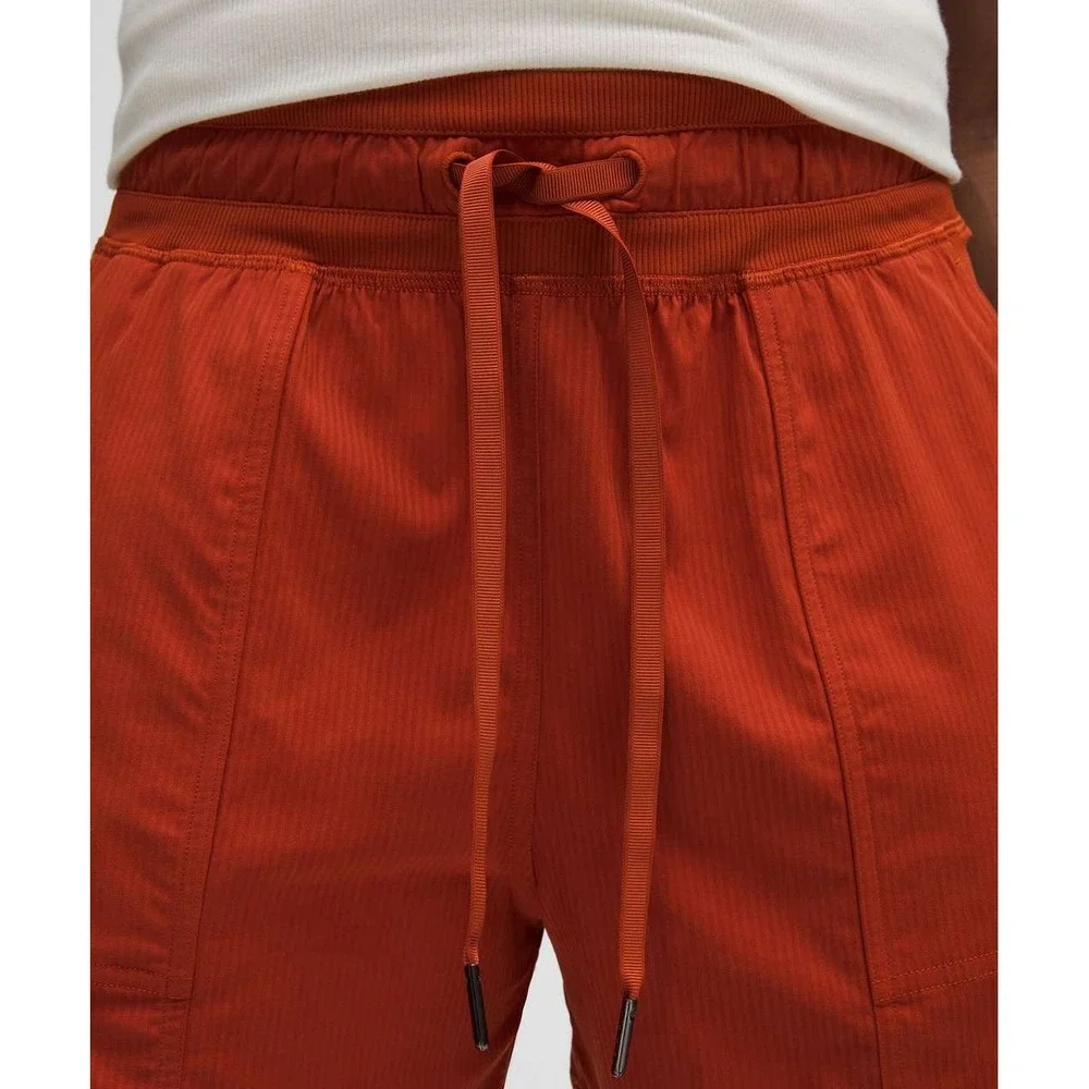 NWT Lululemon Dance Studio High-Rise Short 3.5